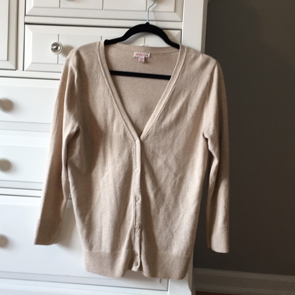Merona Tan/Oatmeal V Neck Cardigan Sz Medium